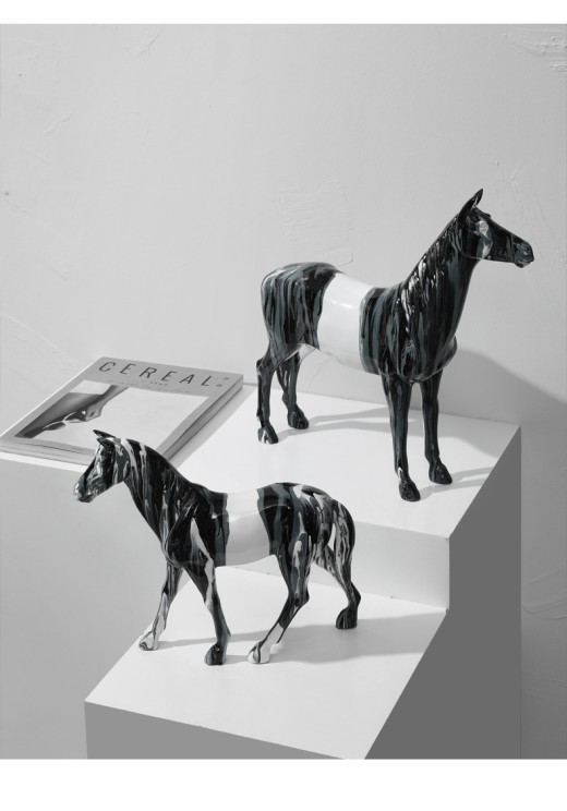 Decoración nórdica ligera de lujo con forma de caballo para oficina, vinoteca y hogar.