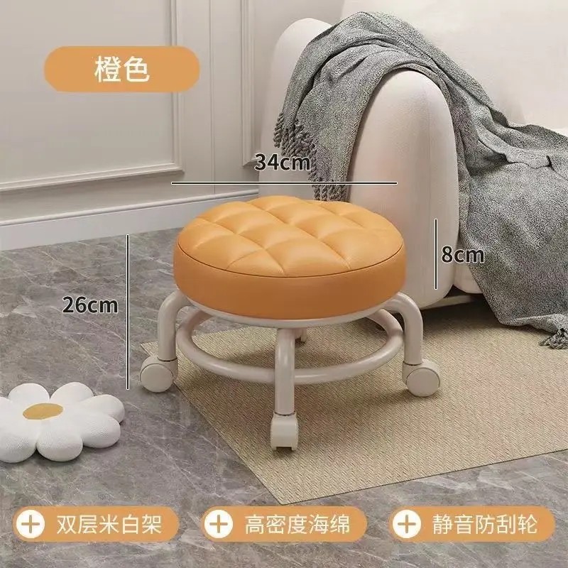 Silla pequeña con ruedas universal y respaldo de plástico