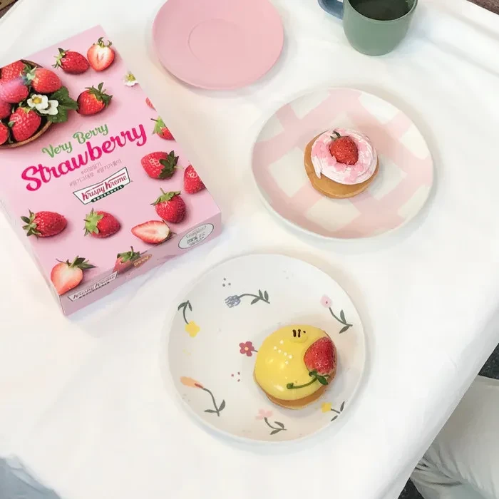 Plato de postre floral de fruta pintado a mano mate Ins
