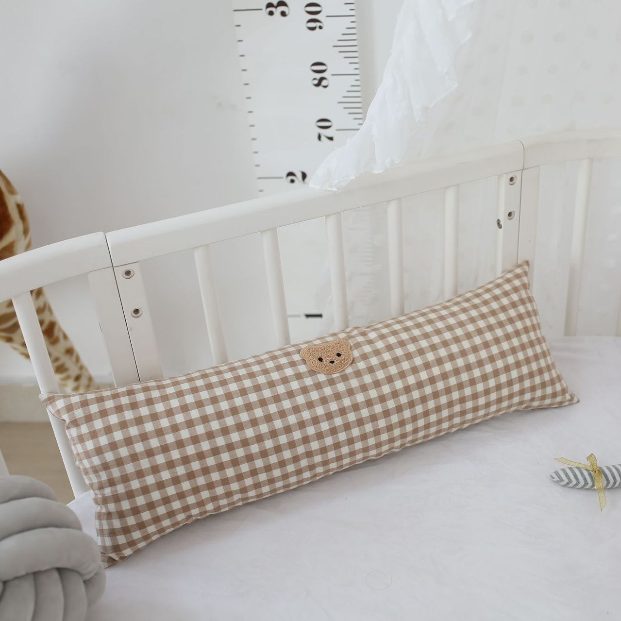 Bonita alfombra redonda antideslizante para gatear para bebé, ideal para decorar la habitación de los niños.