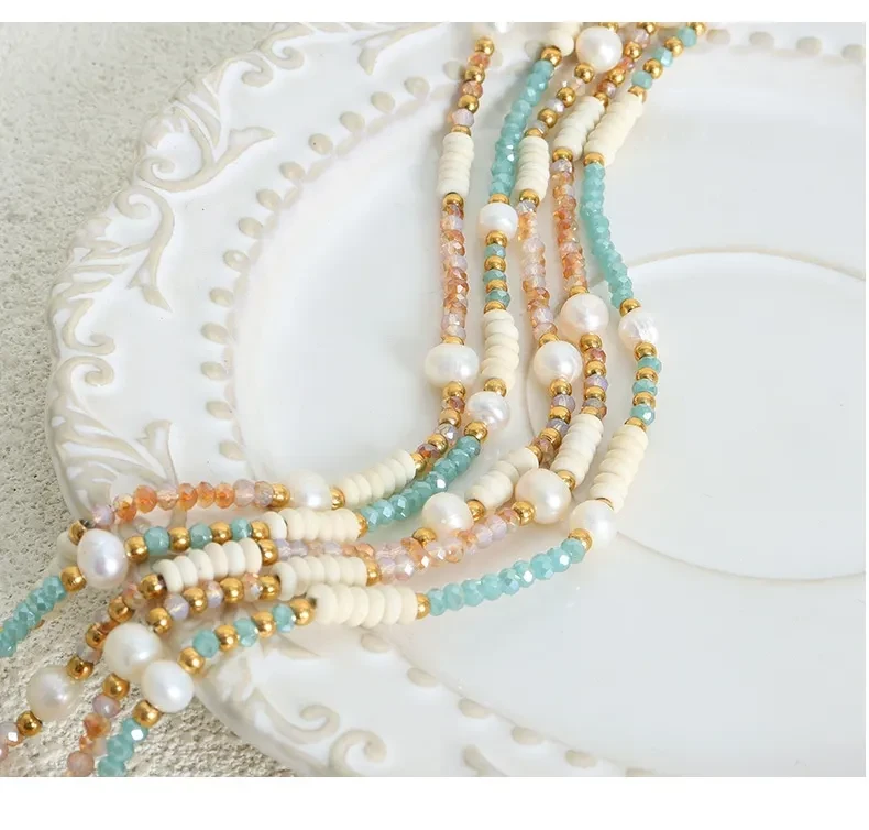 Cadena de bolas de titanio de colores, collar con perlas de agua dulce naturales, piedras de vidrio y acero de titanio salvaje, joyería