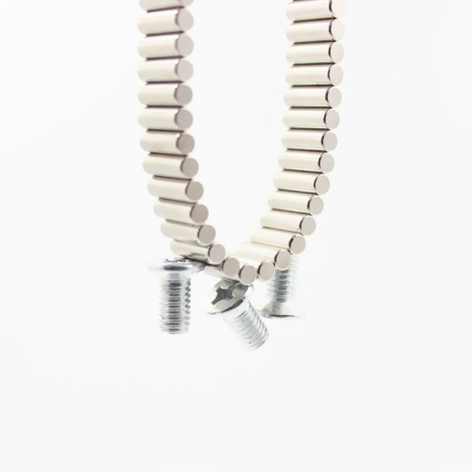 Pulsera de salud con terapia magnética