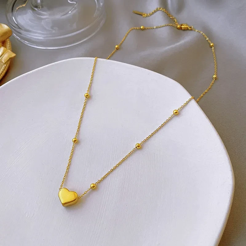 Collar con colgante de amor, cadena de clavícula femenina