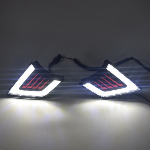 Reinstalación de la luz antiniebla LED diurna del Corolla