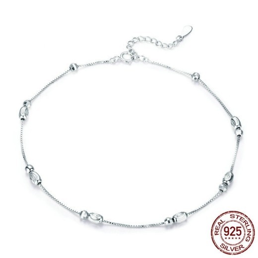 Tobillera de plata de ley 925 con cuentas redondas y baño de oro blanco.