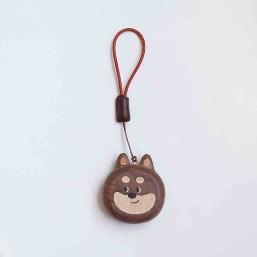 Llavero de madera con diseño de perros y gatos