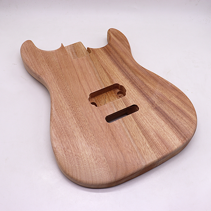 Cuerpo de guitarra eléctrica de temperamento elegante Okomu