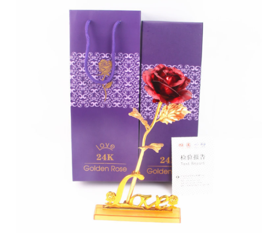 Regalo de rosa dorada
