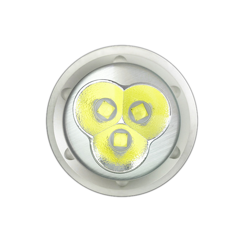 Linterna portátil Flood Glare de 11 000 lúmenes