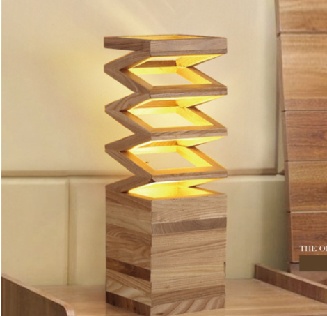 Lámpara de mesa creativa de madera maciza
