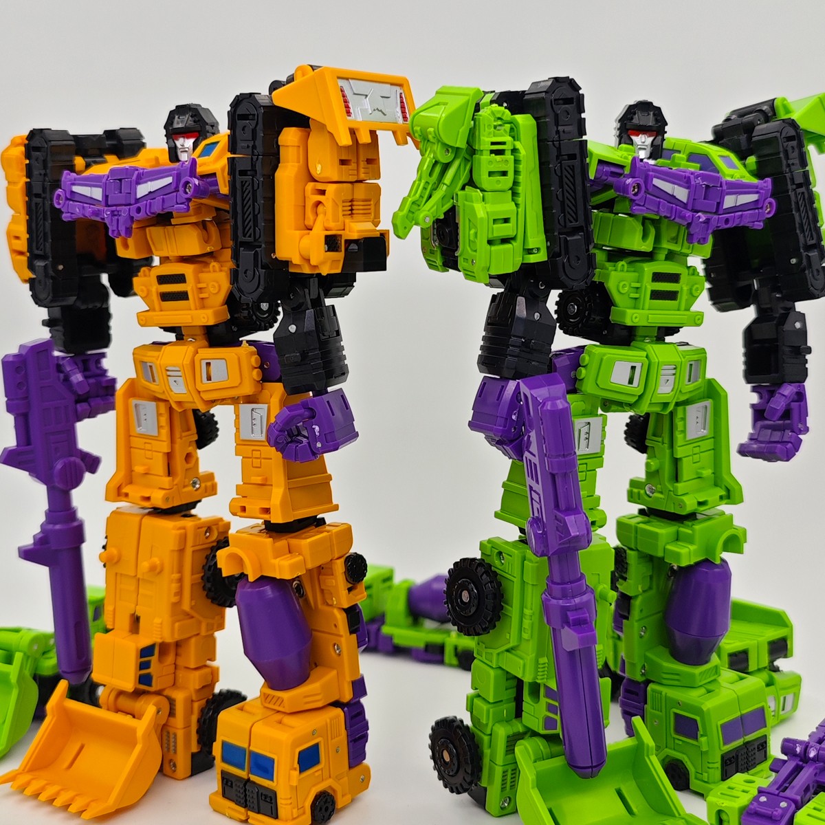 Figura de acción transformable 6 en 1 modelo MINI Devastator 21CM