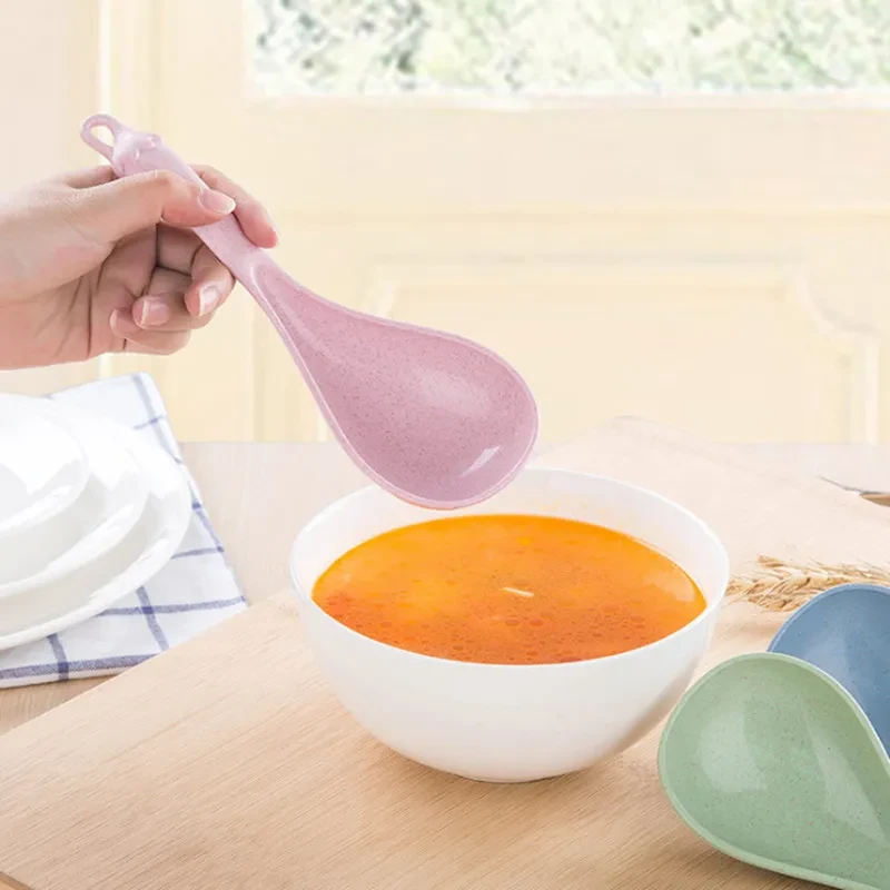 Cuchara de sopa de mango largo grande y gruesa