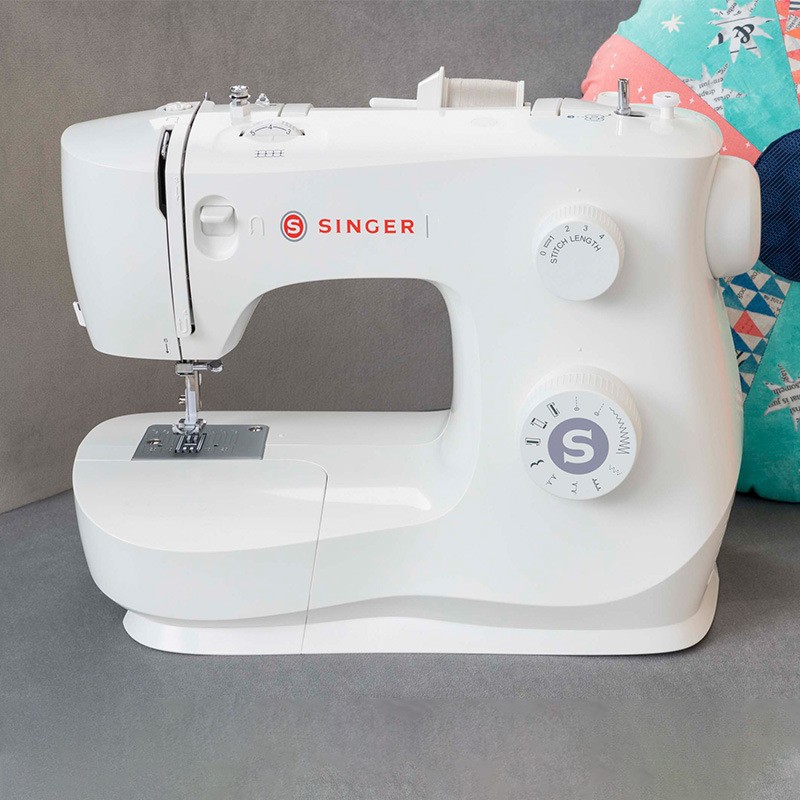 Máquina de coser portátil pequeña para uso doméstico de apariencia aerodinámica, para coser a alta velocidad y con materiales gruesos.