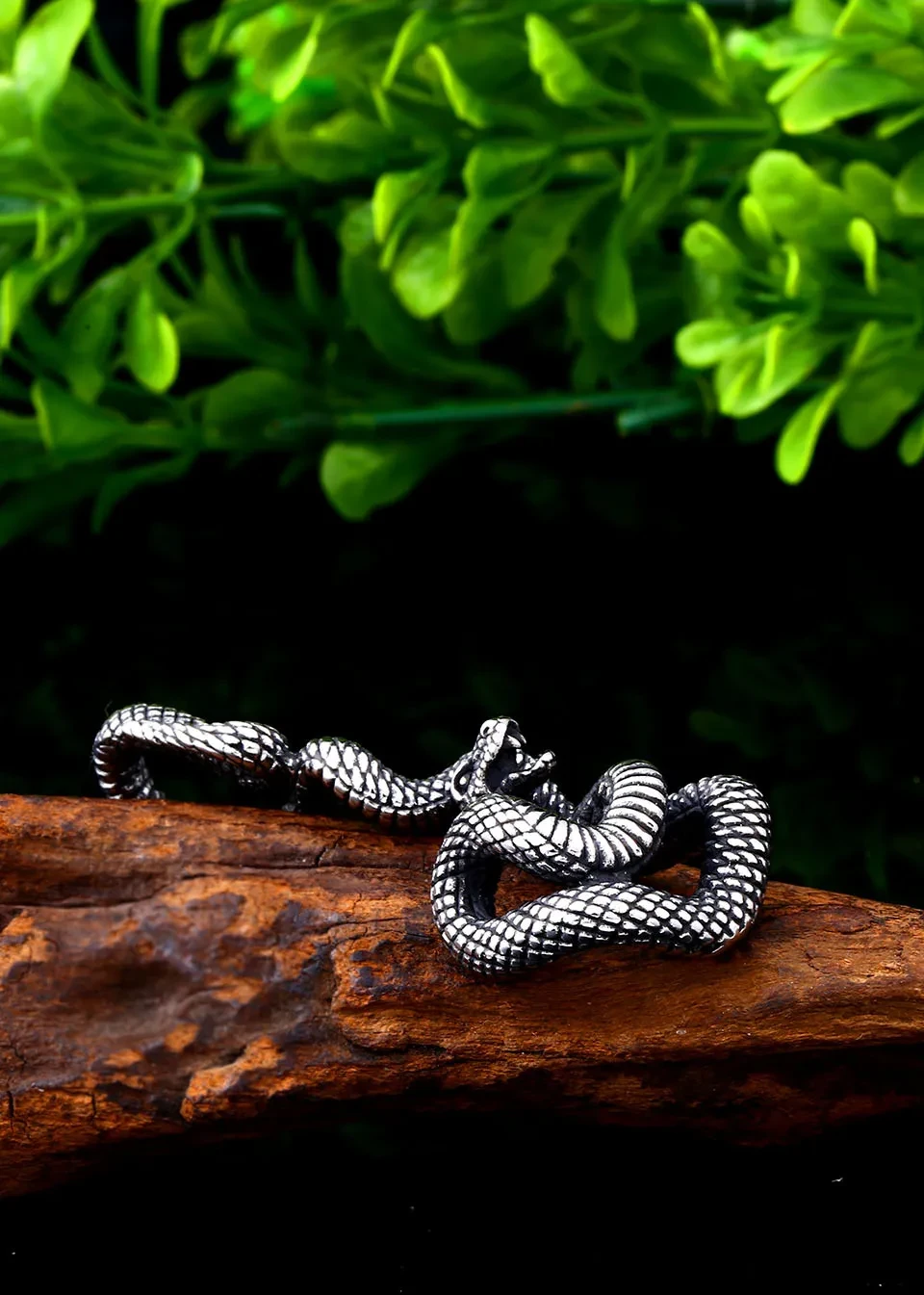 Colgante de serpiente vintage
