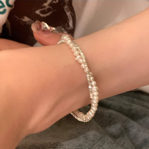 Pulsera de plata de ley S925 con perlas barrocas naturales y pequeñas piezas de plata de doble capa