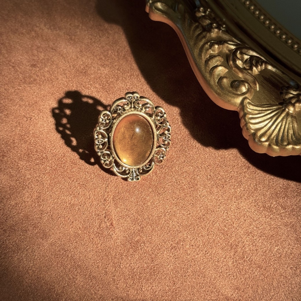 Anillo de lujo ligero Maillard de cristal retro