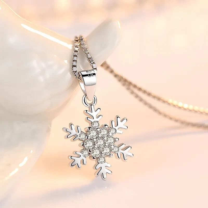 Colgante de copo de nieve personalizado