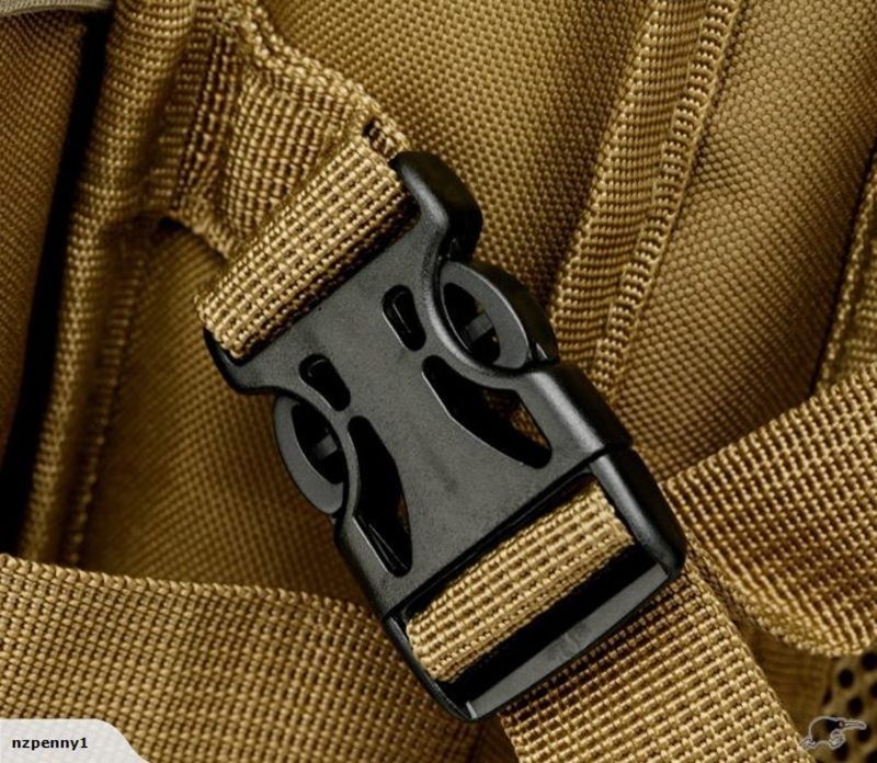 Mochila táctica militar para acampar, 50 l, color marrón arena