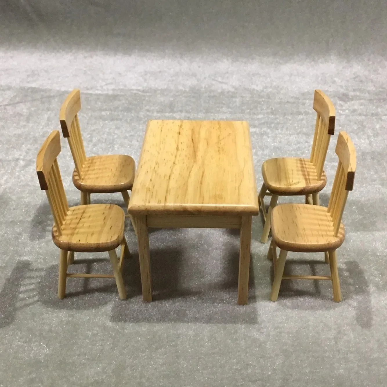 1 12 Scale Chair
