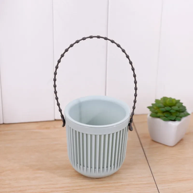 Plastic Plant Pots