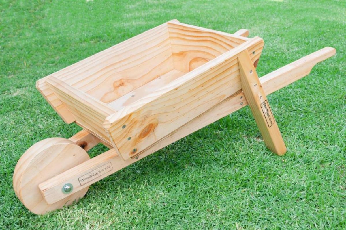 πΏπ³πΏ NZ Wooden Wheelbarrow | Handmade