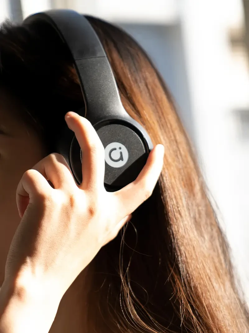 ASUS Wireless Over-Ear Headphones – Noise Isolation, Foldable Design, Built-In Microphone for Gaming and Music