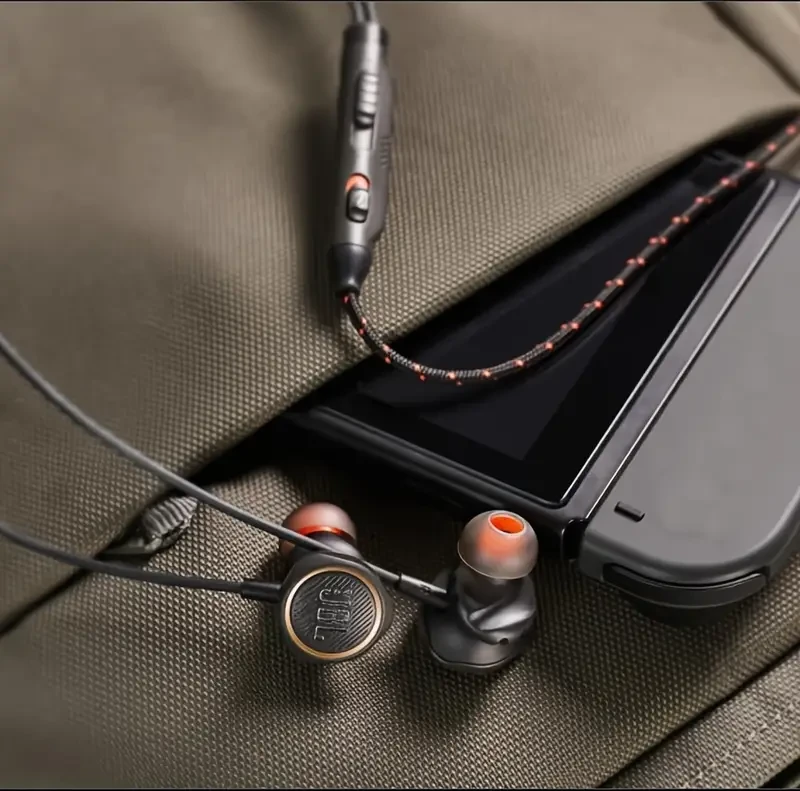 Q50 In-Ear Wired Headphones with Microphone – Quantum Gaming Headphones with Surround Sound for Mobile Phones, Tablets, and Laptops