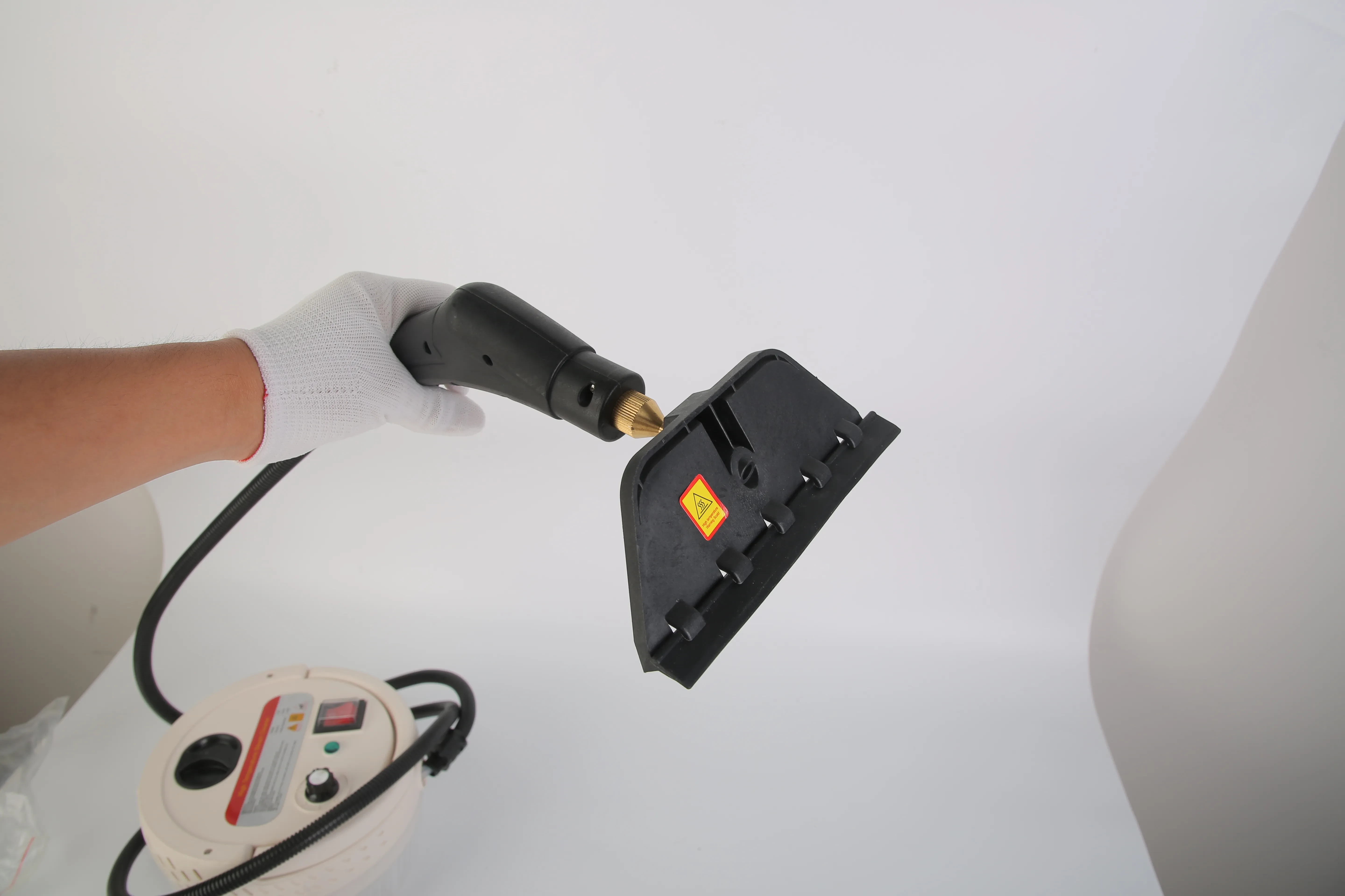 1Pc 2500W Handheld High Temperature And Pressure Steamer Cleaner With 1400ML Tank 9 Accessories 6 Steam Levels For Dirt Grease Grout Tile Floor Couch Car