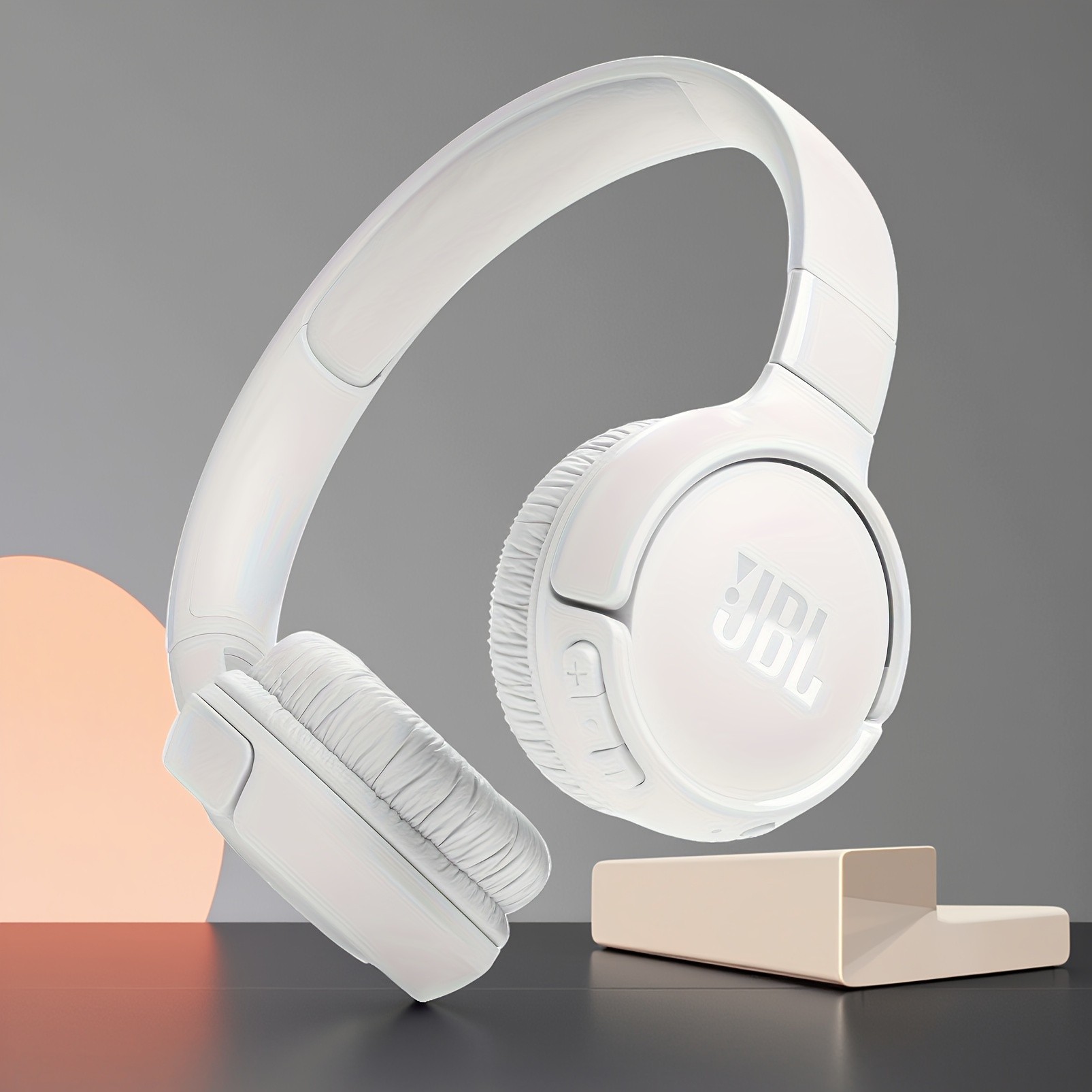 JBL Tune 520BT Wireless Headphones – Pure Sound, Wireless Freedom
