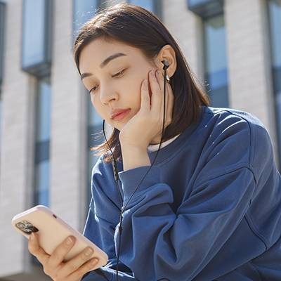 JBL TUNE305C Wireless-Inspired USB-C Headphones – Noise Cancelling, Type-C Quick Charge & Sleek Orange Design