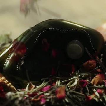 GIRLCULT Halloween Green Sparkling Eyeshadow – Golden Green Chameleon Dazzle