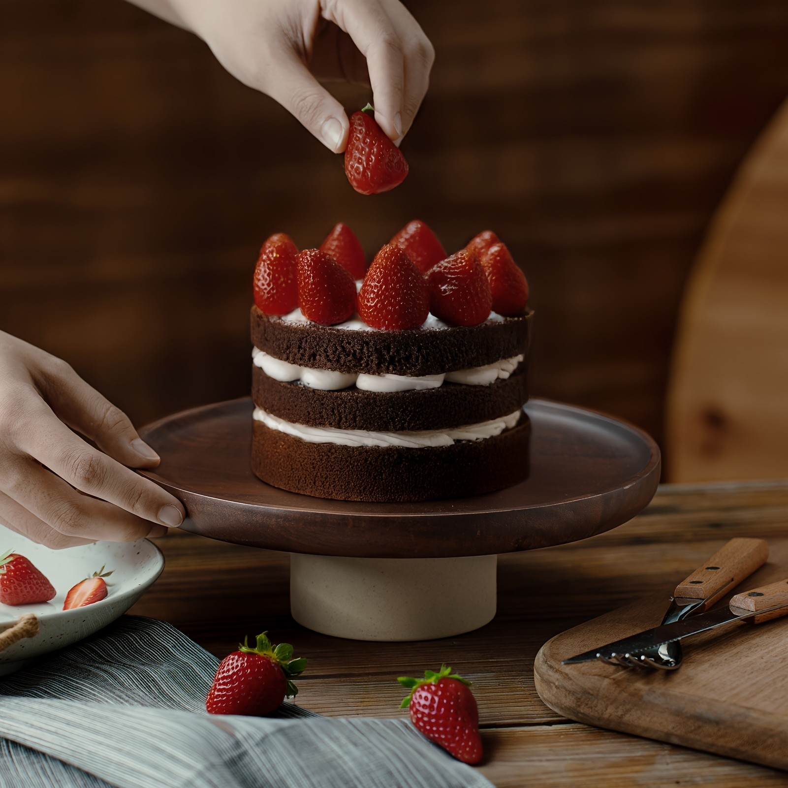 CEEFU Acacia Wood Cake Stand with Pottery Base – Elegant Food-Safe Display for Weddings, Parties & NZ Home Celebrations