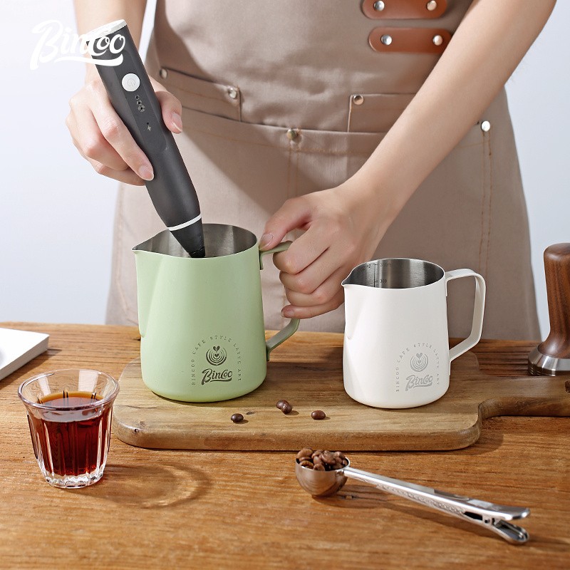 Bincoo Stainless Steel Milk Frothing Pitcher – 600ml Professional Pouring Jug