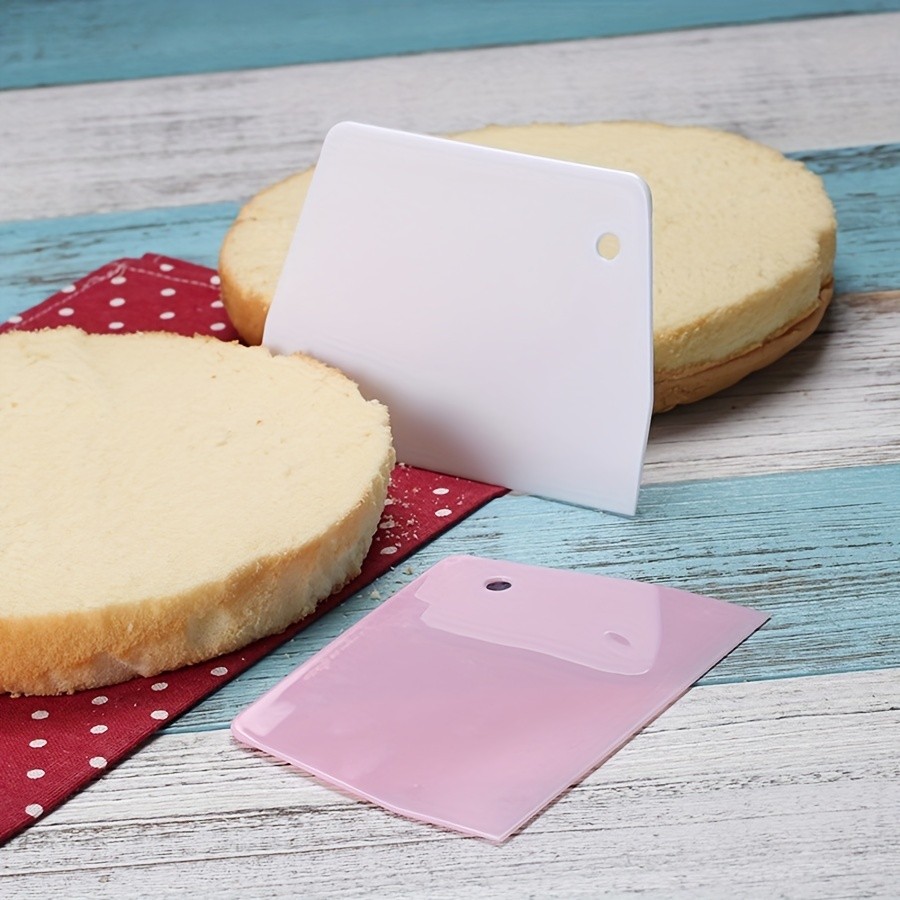 WIEZ Plastic Dough Scraper & Pastry Chopper – Essential Cutter for Smooth, Easy Dough Handling