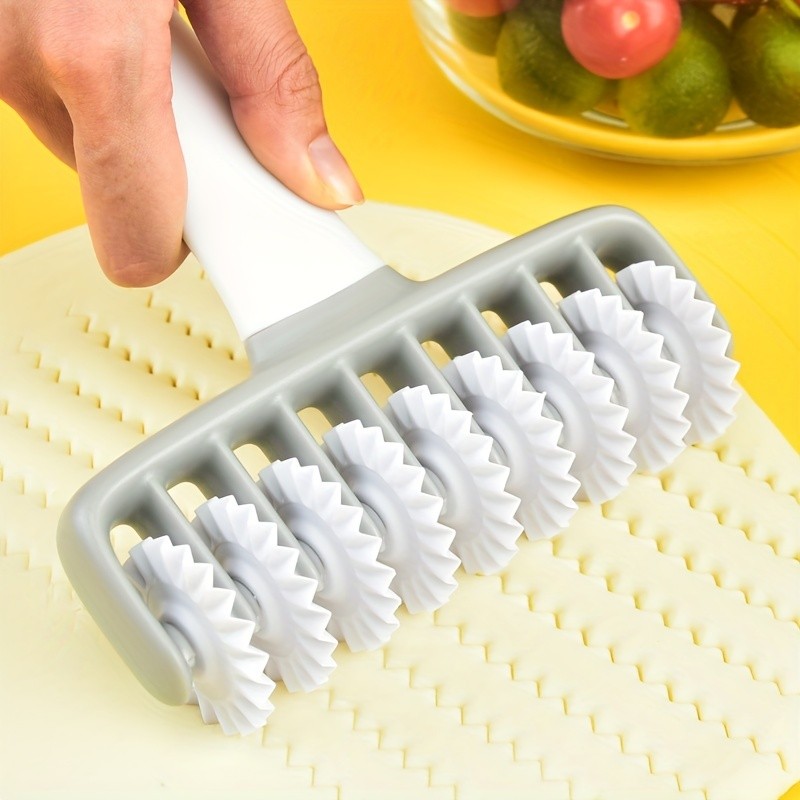 WIEZ Plastic Noodle & Pasta Maker – Easy Hand-Press Tool for Fresh Homemade Spaghetti and Noodles