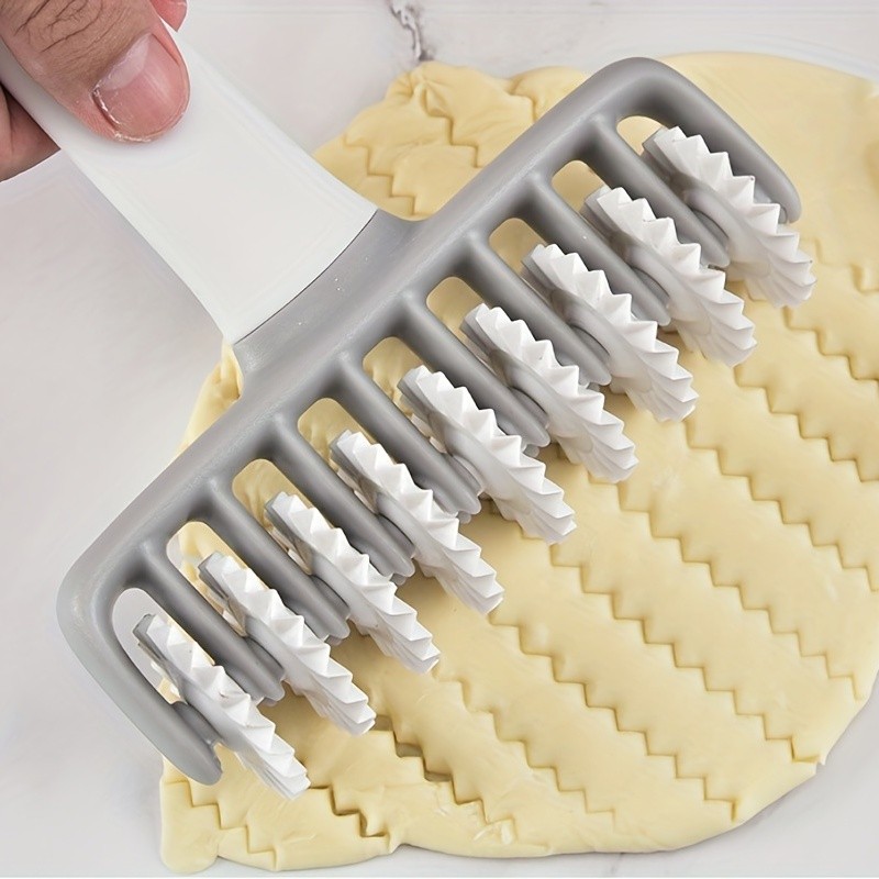 WIEZ Plastic Noodle & Pasta Maker – Easy Hand-Press Tool for Fresh Homemade Spaghetti and Noodles
