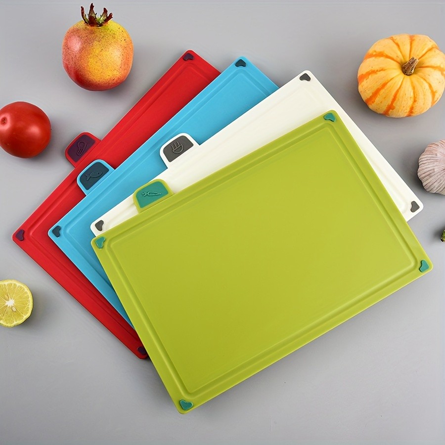 WIEZ 4-Piece Fruit & Vegetable Cutting Board Set – Durable Multi-Size Boards for Everyday Kitchen Prep