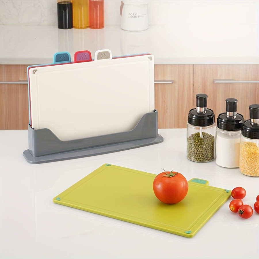 WIEZ 4-Piece Fruit & Vegetable Cutting Board Set – Durable Multi-Size Boards for Everyday Kitchen Prep