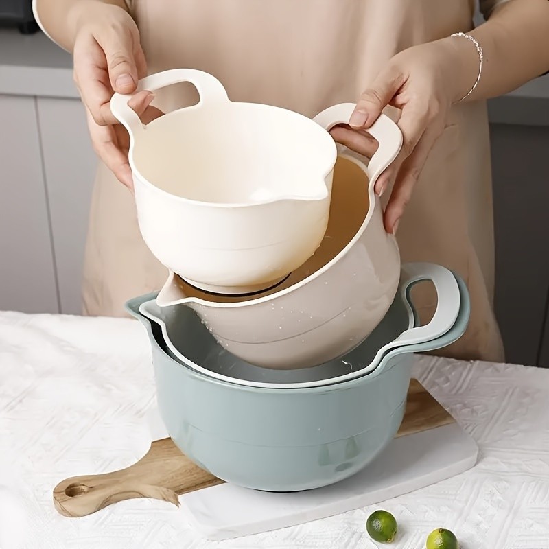 WIEZ 4-Piece Plastic Mixing Bowl Set – Non-Slip Multipurpose Prep Bowls for Salads, BBQ, Fruits & Veggies