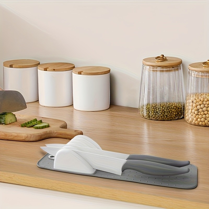 WIEZ 5-Slot Plastic & Silicone Knife Storage Rack – Soft-Edge Non-Slip Drawer Organizer for Space-Saving Kitchen Safety