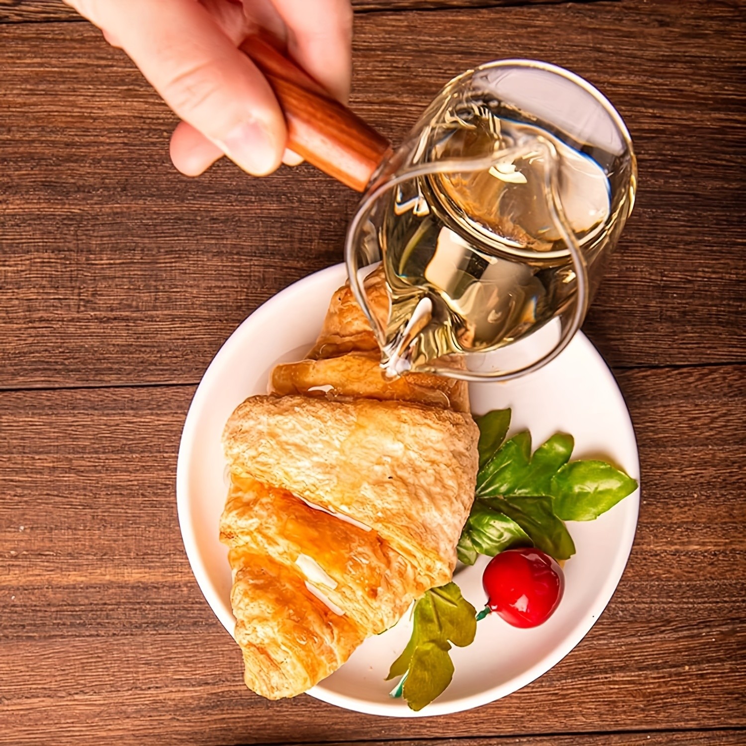 YUHUPHYLLIC Clear Glass Measuring Cup – 2.6oz Precision Scale with Wooden Handle for Espresso & Coffee Brewing