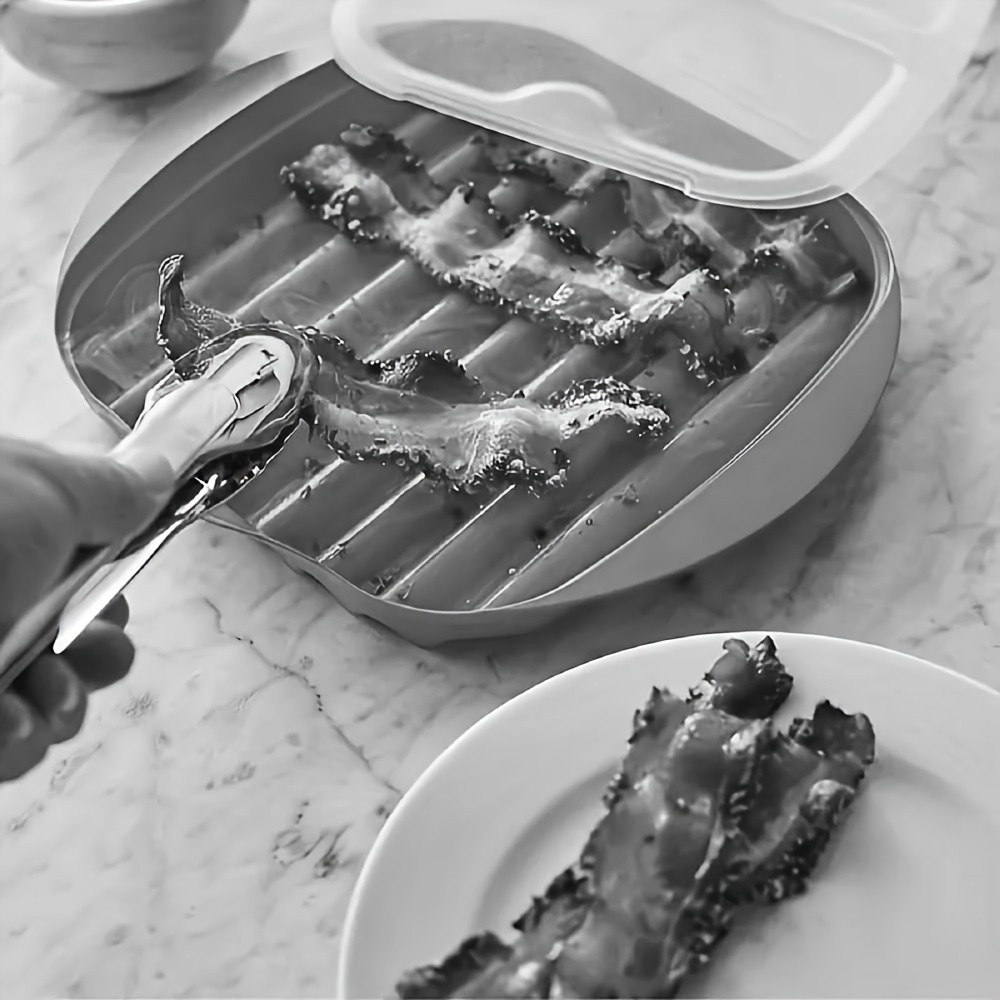 YUHUPHYLLIC Microwave Bacon Cooker Tray with Lid – Non-Slip, Fat-Draining Design for Quick Bacon Prep in NZ Kitchens