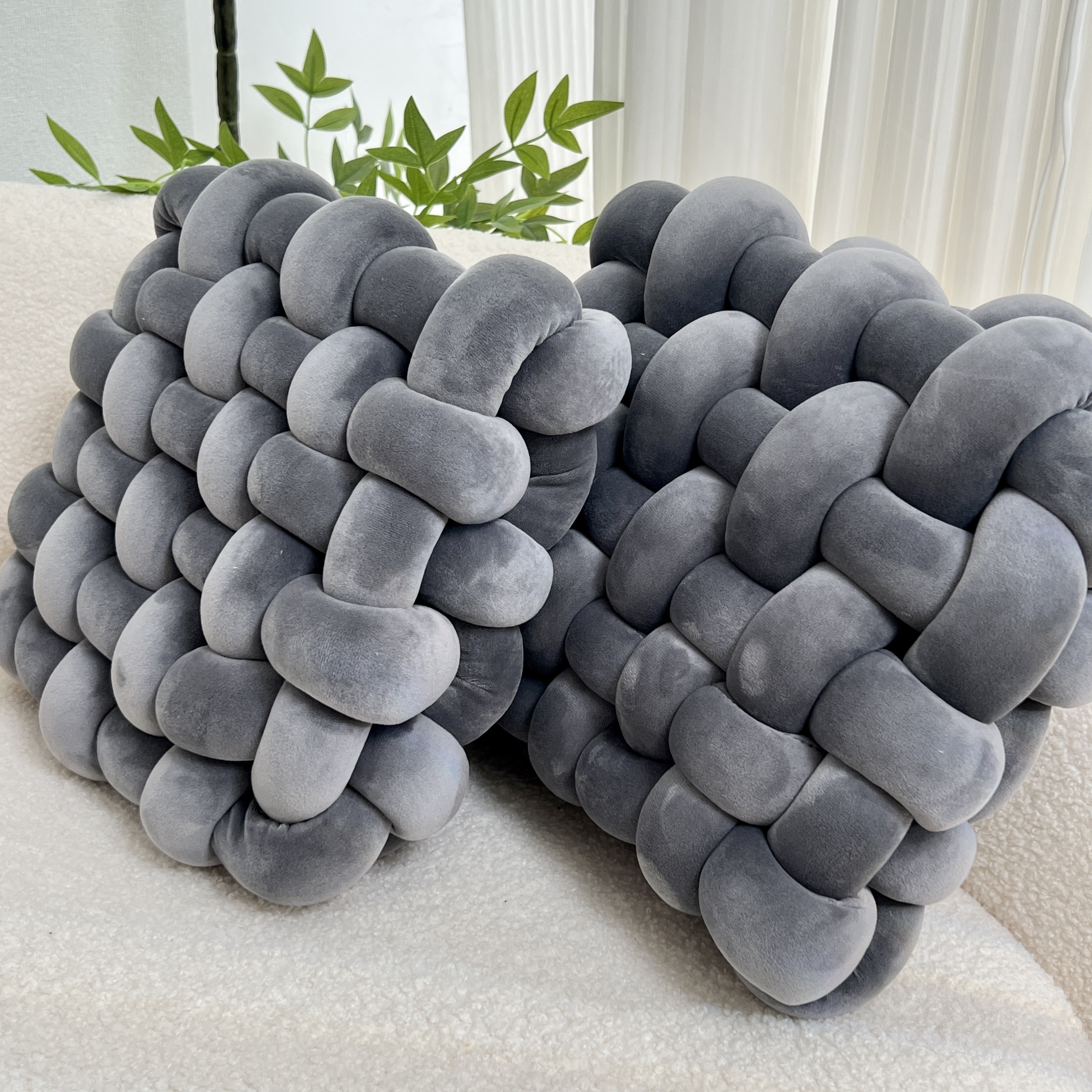YLBKIKR 2pcs Knot Throw Pillow – Soft and Plush Cushions for Stylish Home and Office Decor