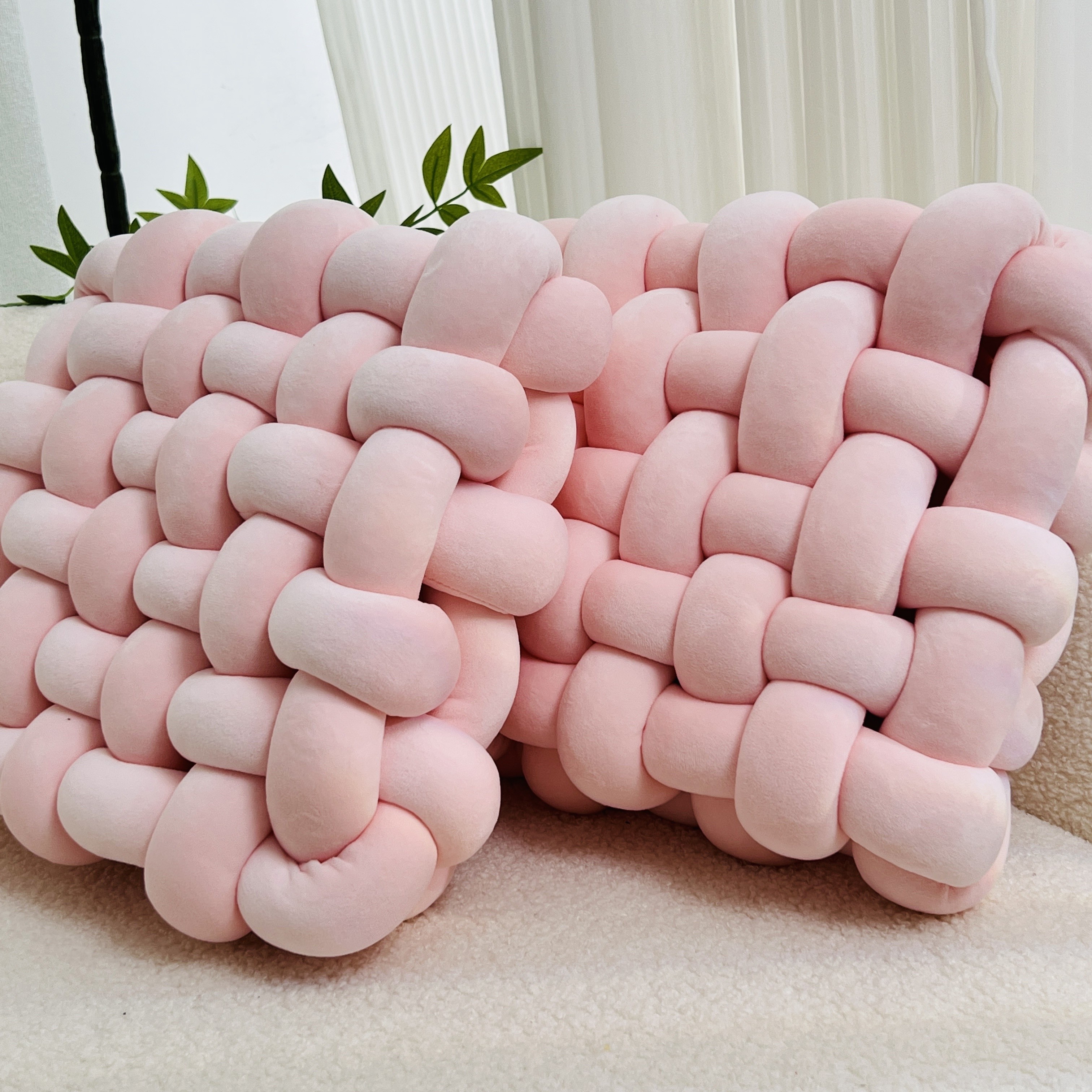 YLBKIKR 2pcs Knot Throw Pillow – Soft and Plush Cushions for Stylish Home and Office Decor