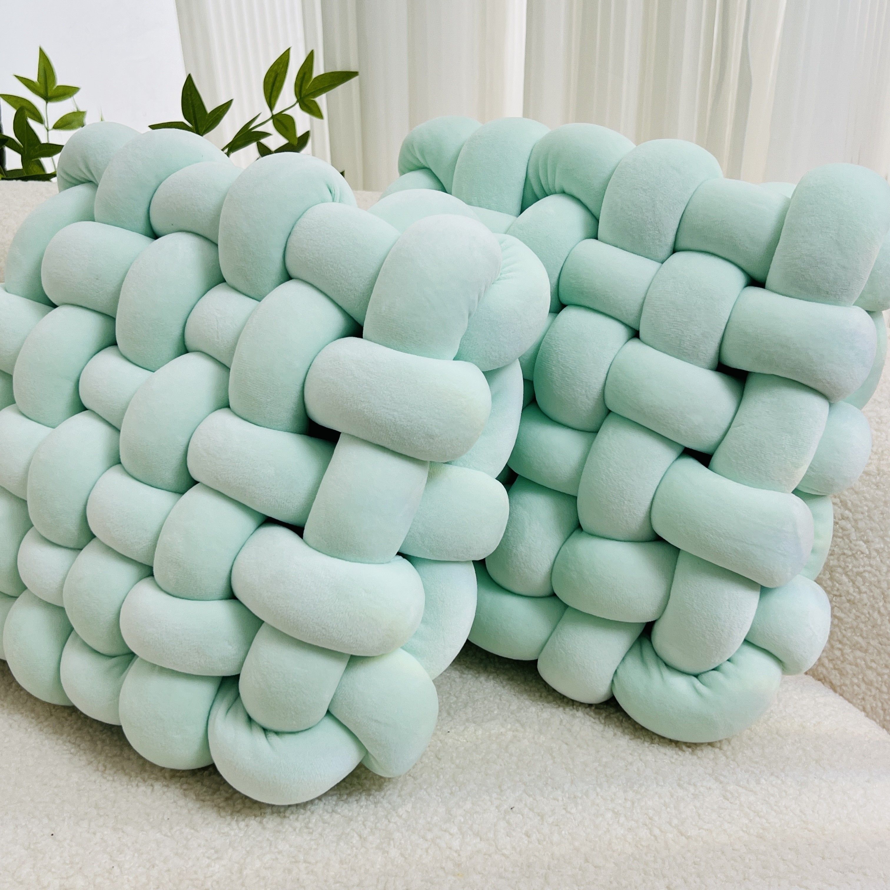 YLBKIKR 2pcs Knot Throw Pillow – Soft and Plush Cushions for Stylish Home and Office Decor