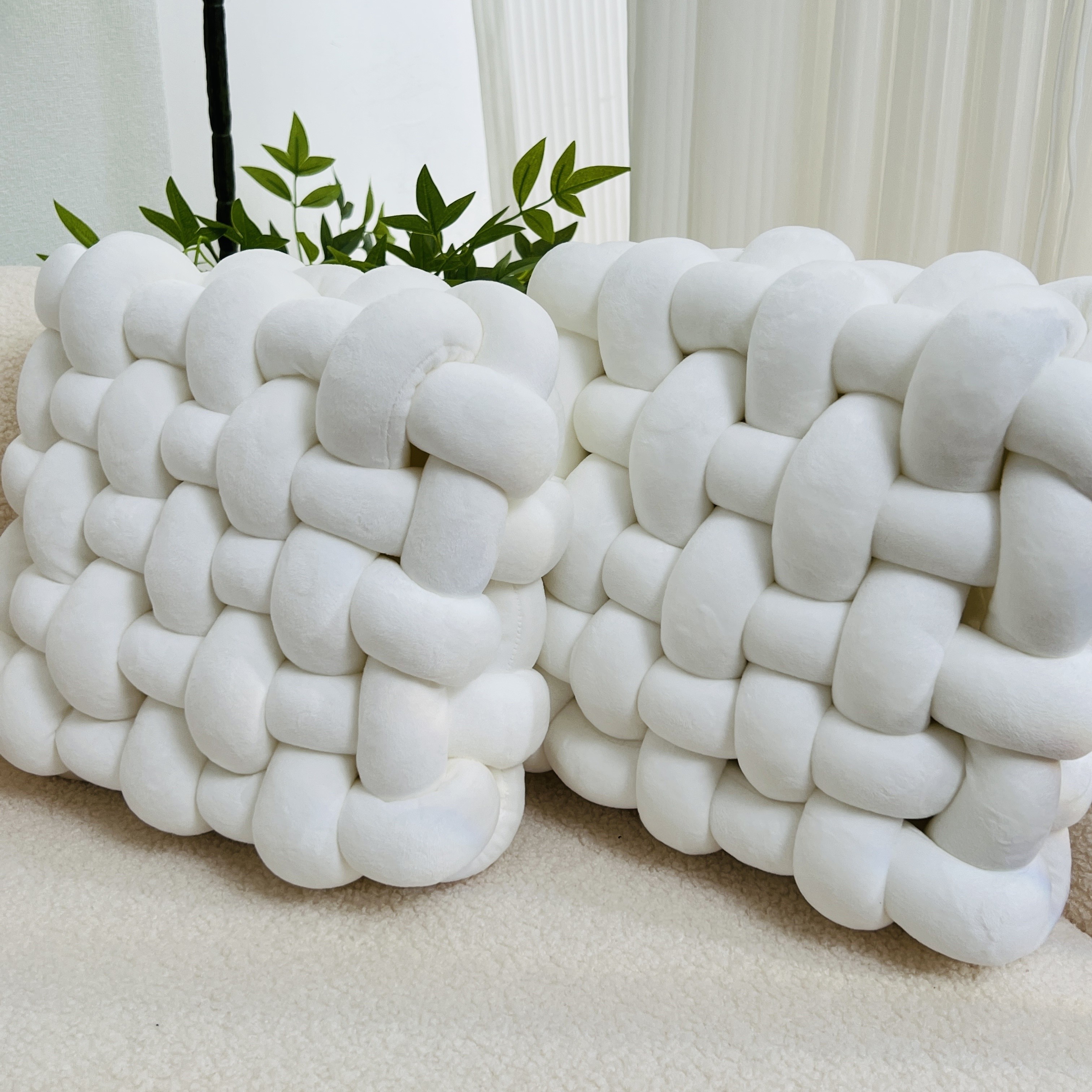 YLBKIKR 2pcs Knot Throw Pillow – Soft and Plush Cushions for Stylish Home and Office Decor