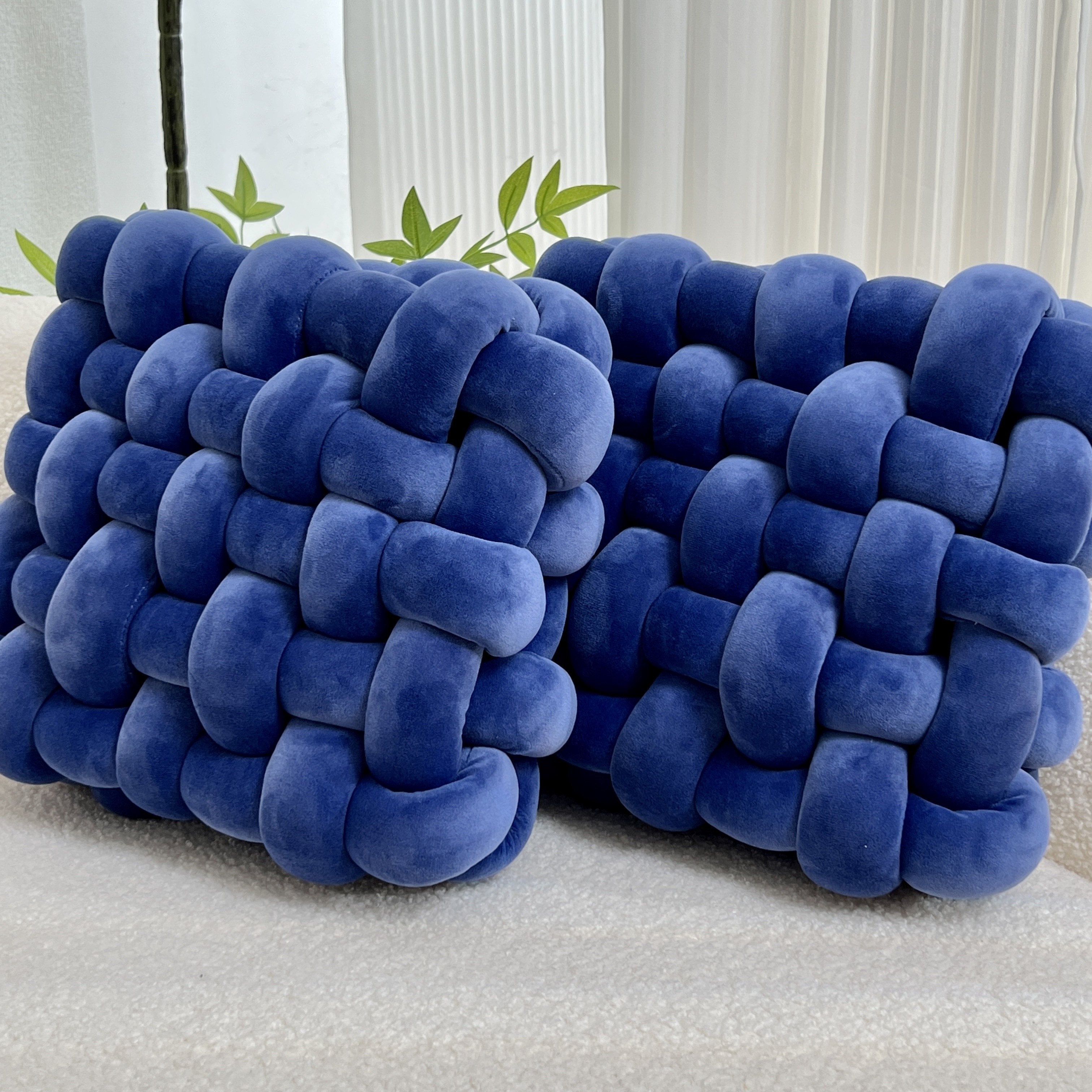 YLBKIKR 2pcs Knot Throw Pillow – Soft and Plush Cushions for Stylish Home and Office Decor