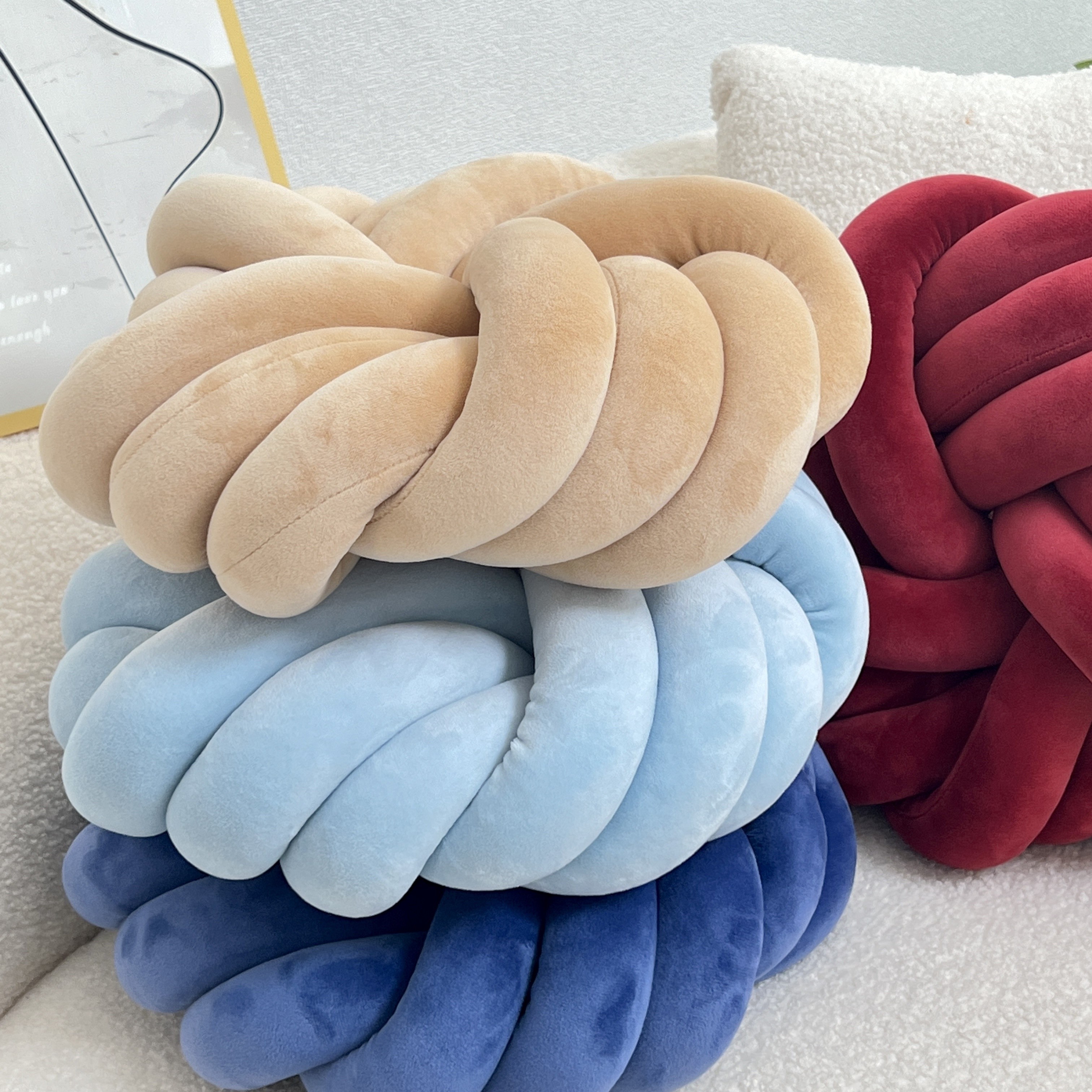 YLBKIKR Handmade Soft Plush Knot Throw Pillow – Multi-Color Modern Minimalist Cushion for Sofa, Bed, and Chair Accent