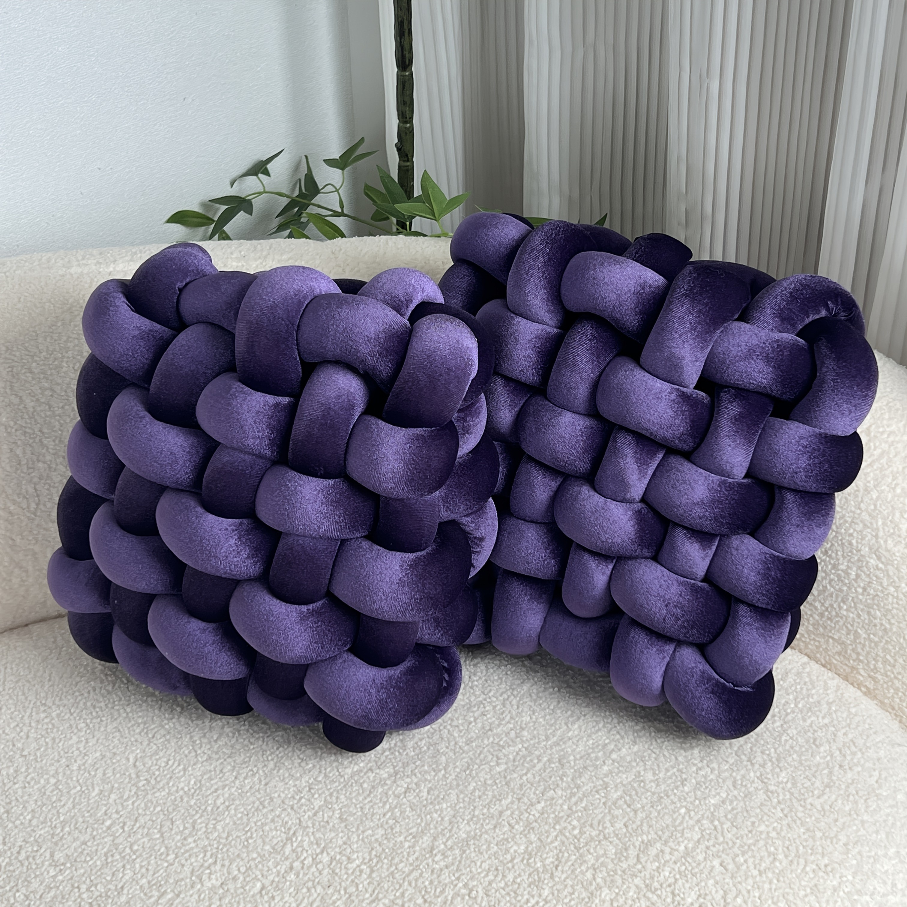 YLBKIKR 2pcs Set of Golden Velvet Hand-Knotted Square Decorative Pillows – Luxurious Cushions for Sofa, Bed, and Office Decor