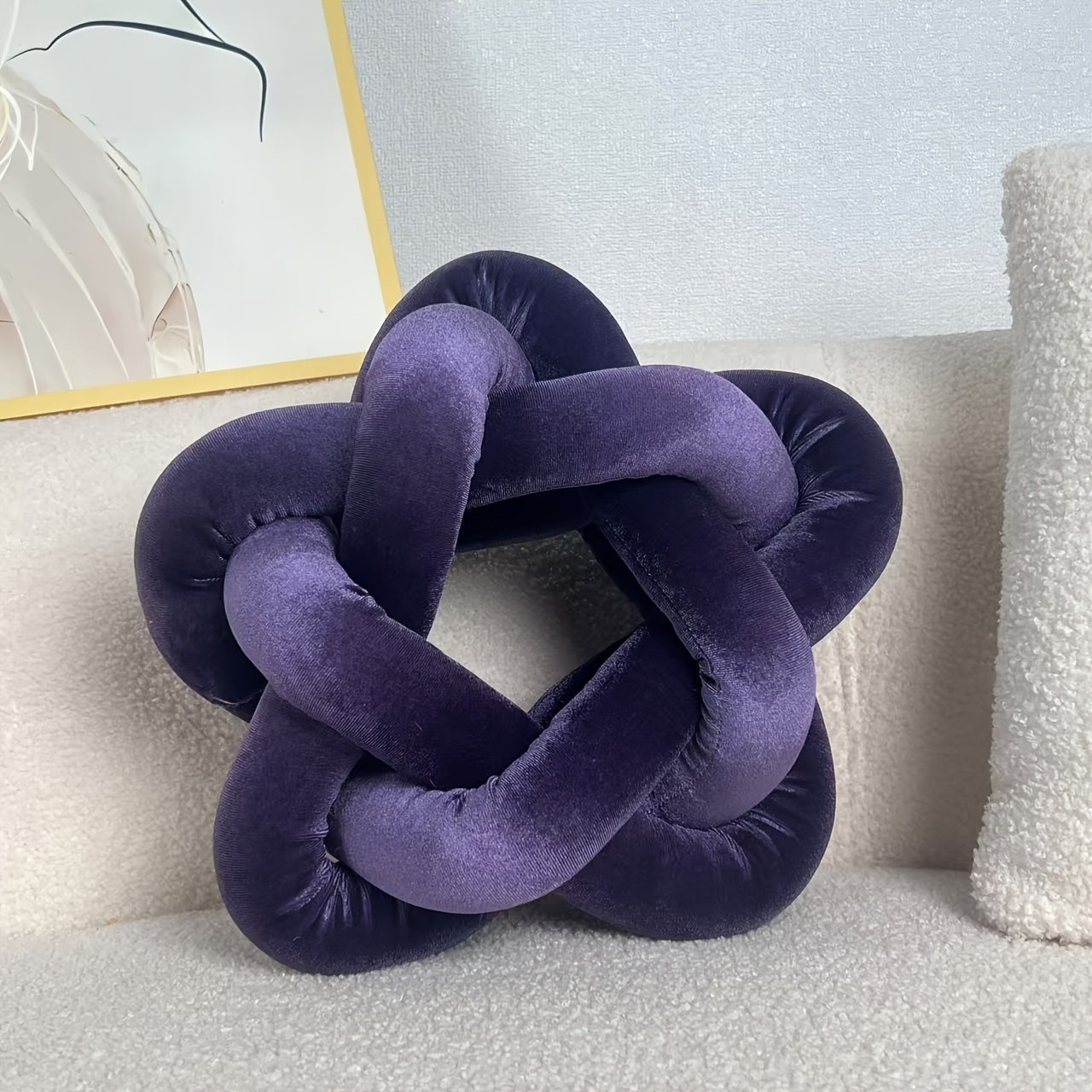 YLBKIKR Star-Knot Plush Throw Pillow – Soft and Stylish Geometric Design for Sofa, Bed, and Living Room Comfort